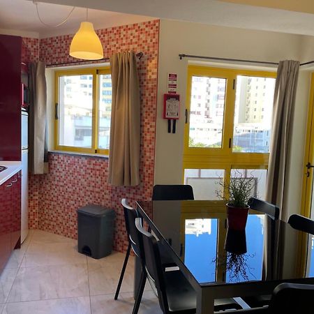 T2 With Pool, 300M From The Beach Portimão Zewnętrze zdjęcie