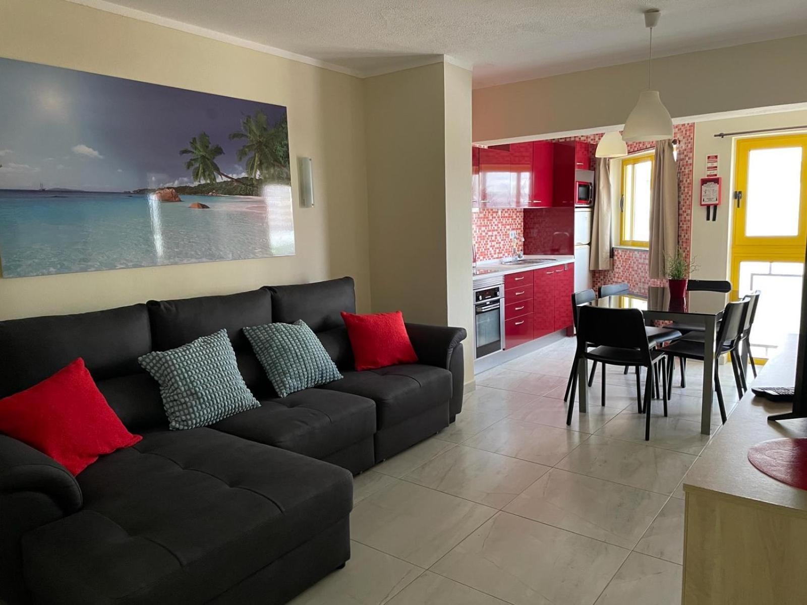T2 With Pool, 300M From The Beach Portimão Zewnętrze zdjęcie